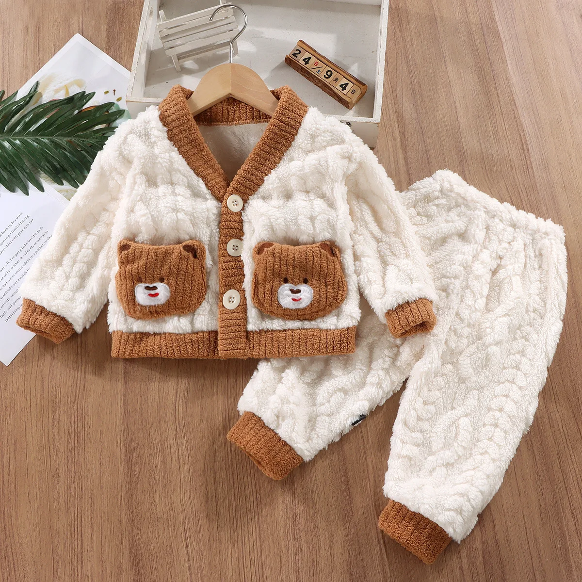 ชุดนอนผ้าสักหลาดสำหรับเด็กชุดน - Winter Clothing Baby Girl บทวิจารณ์และราคา